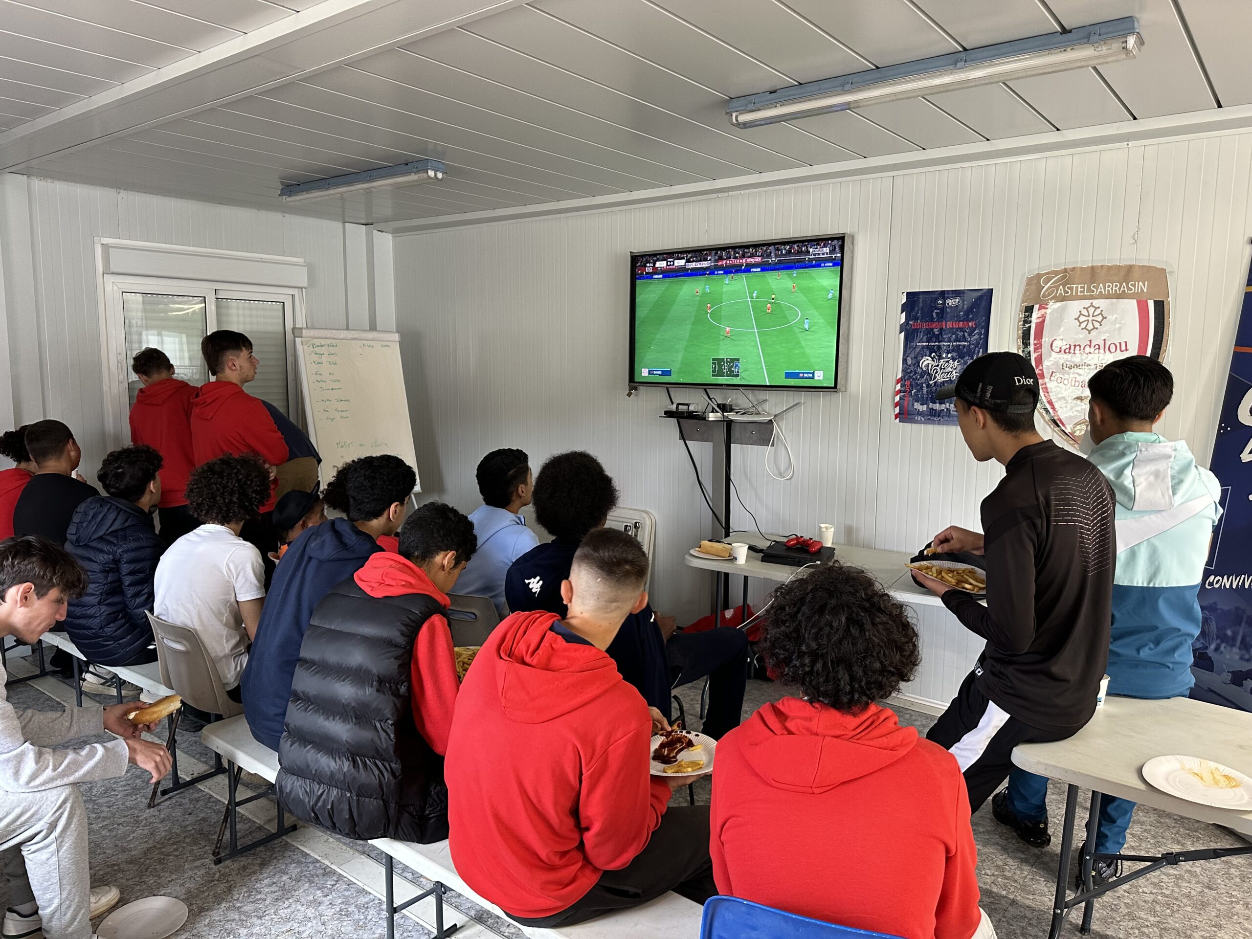 Lire la suite à propos de l’article La victoire de nos U17 et un concours FIFA