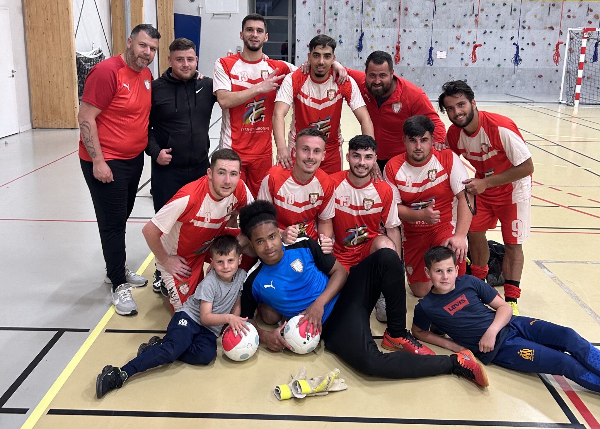 Une large victoire en Futsal